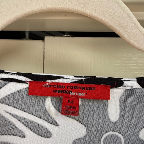 SOLD - Picture 3 of 4